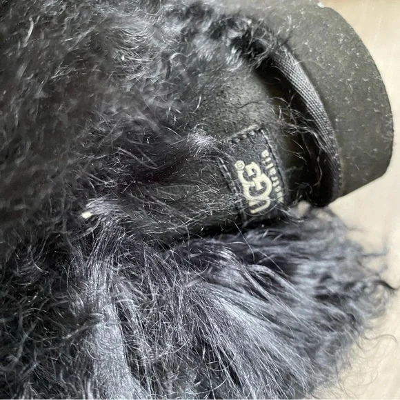 UGG BLACK MONGOLIAN BOOTS - Picture 6 of 11